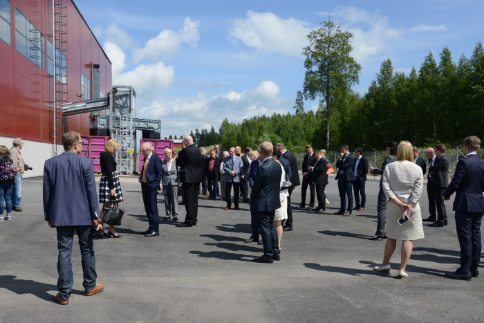 Muovijalostamon avajaiset 2016