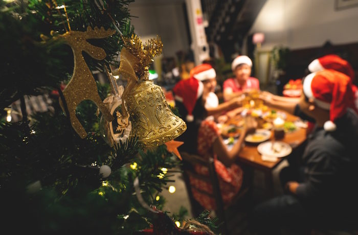 Kuva: Shutterstock. Jos jouluruoalta jää yli kystä kyllä, ne voi piilottaa torttutaikinasta tehtävien pasteijoiden sisään.