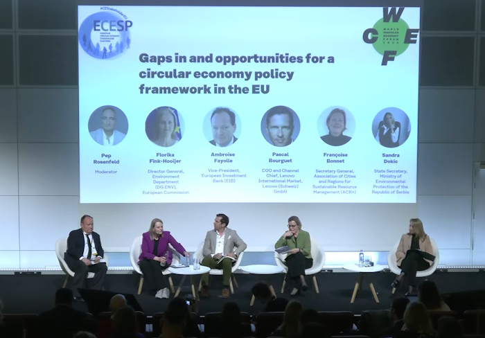 Kuva: Kuvankaappaus WCEF-tapahtumasta. EIB:n varapresidentti Ambroise Fayolle osallistui maailman kiertotalousfoorumin avajaispäivänä esimerkiksi uusia kiertotalouden kumppanuusmalleja käsitelleeseen paneeliin.