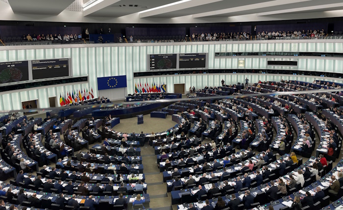 Kuva: Europarlamentti äänesti uudesta yritysvastuudirektiivistä 24.4.2024 ja hyväksyi lain äänin 374–235.