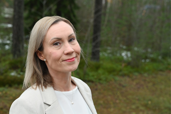 Kuvat: Tero Pajukallio. Yhteistyö edistää akkuturvallisuutta, muistuttaa Liisa-Marie Stenbäck.