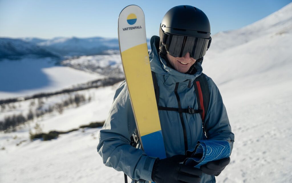 Kuva: Vattenfall. Tuulimyllyn lapojen hiilikuitu on saanut uuden elämän laskettelusuksissa.