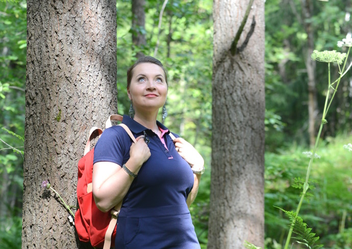 Kuva: Tero Pajukallio. Vaateteollisuuden kiertotaloussiirtymässä eletään ratkaisevia hetkiä. Kuluttajalla on poikkeuksellinen tilaisuus vaikuttaa tulevaisuuden suuntaan, kirjoittaa kiertotalouden erikoislehti Uusiouutisten päätoimittaja Elina Saarinen.