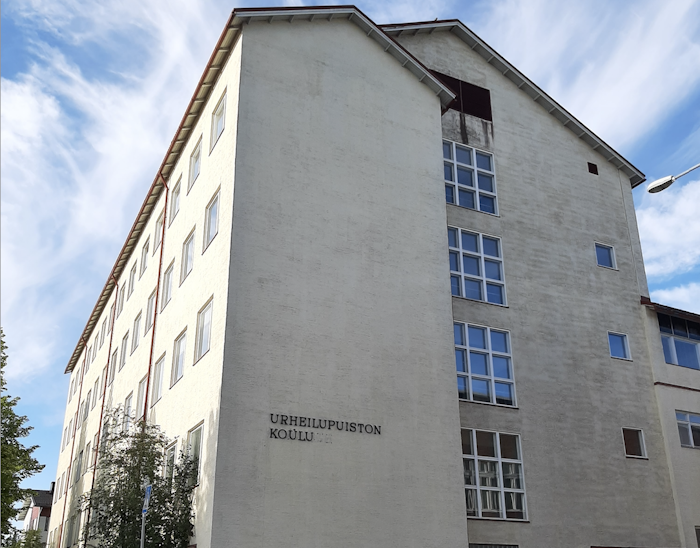 Kuva: Jenina Luotolampi. Mikkelin keskustassa sijaitsevan vanhan tyttölyseon elinkaari jatkuu tavalla tai toisella kiertotaloutta painottavan tontinluovutuskilpailun ansiosta.