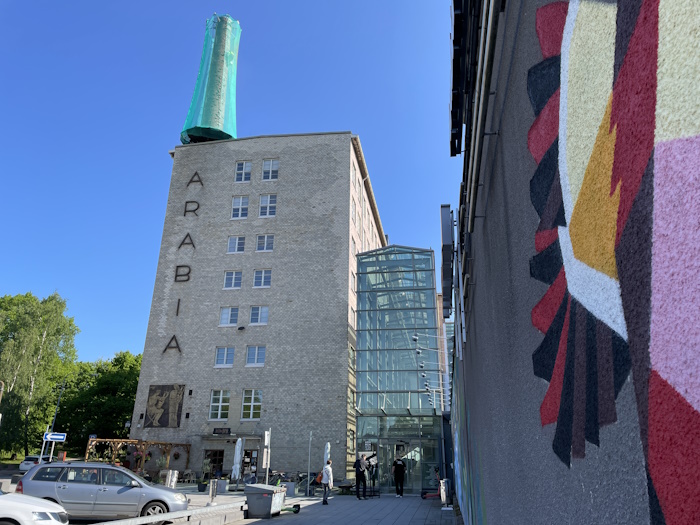 Kuva: Elina Saarinen. Arabian teollisessa historiassa kääntyy uusi sivu, kun entinen tehdasrakennus palvelee kiertotaloushubin kotipesänä.