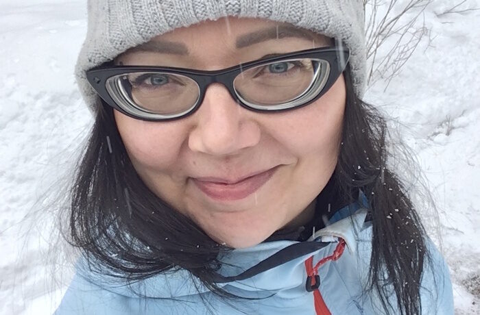 Kuva: Pihla Hasan. Pihla Hasan työskentelee projektipäällikkönä kiertotalouden projekteissa Kajaanin ammattikorkeakoulussa.