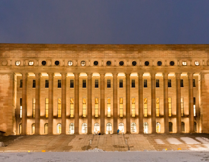 Kuva: Adobe Stock. Ministeriöt valmistelevat parhaillaan hankintalain ja jätelain muutosesityksiä.