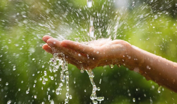 Kuva: Adobe Stock. Sekä jäteveden sisältämät ravinteet että puhdistettu vesi otetaan suomalaisjohtoisessa tutkimushankkeessa kehitettävällä kompaktilla teknologialla hyötykäyttöön.