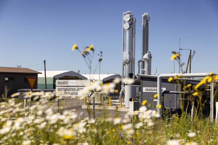 Kuva: Harri Tarvainen. Kaatopaikkakaasujen jalostuslaitos Kiertokaaren toimipisteessä.