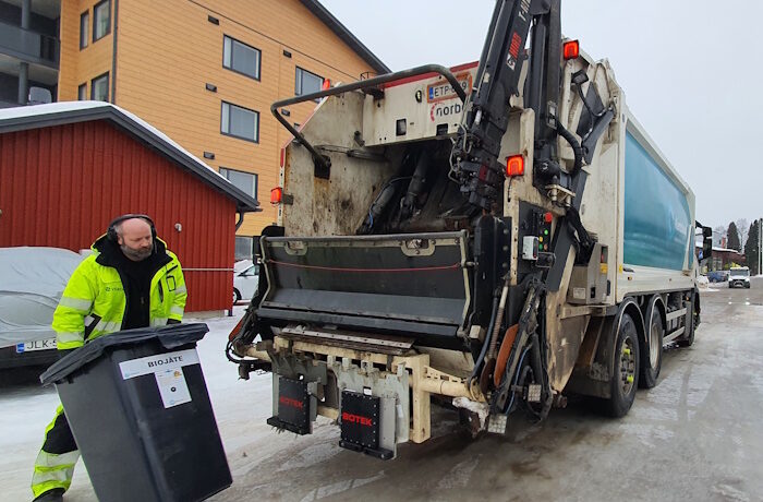 Kuva: Kiertokaari/ Sari Arffman. Kiertokaari otti ensimmäisenä käyttöön jäteastioiden punnitsevan tyhjennyksen pari vuotta sitten. Nyt käytäntö laajenee muuallekin Suomessa.