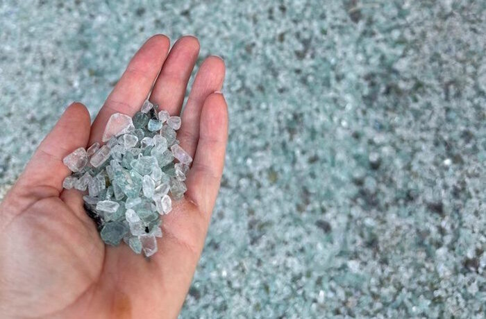 Kuva: Foamit. Foamit valmistaa kierrätyslasimurskeesta esimerkiksi vaahtolasituotteita.