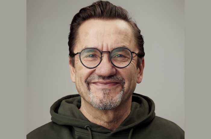 Kuva: Jukka Kurttilan albumi. Jukka Kurttila ei ole menettänyt uskoaan kansalaisaloitteeseen demokratian työkaluna, vaikka hänen vetämänsä Krääsätalous kuriin -kansalaisaloite ei edennytkään eduskunnassa lainsäädäntöesitykseksi asti.