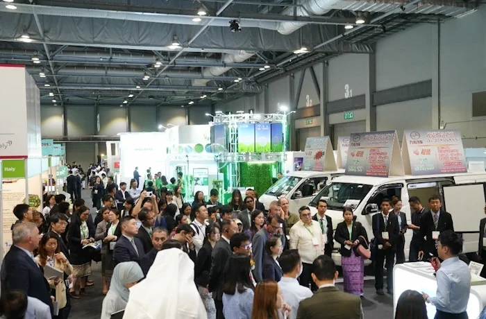 Kuva: Messe Frankfurt ja HKTDC. Sähköajoneuvot ja uuden energian ajoneuvot ovat valokeilassa lokakuussa 2026 järjestettävässä Eco Expo Asia -tapahtumassa. Myös kiertotaloudelle ja jätehuollolle on tapahtumassa omat teemansa.