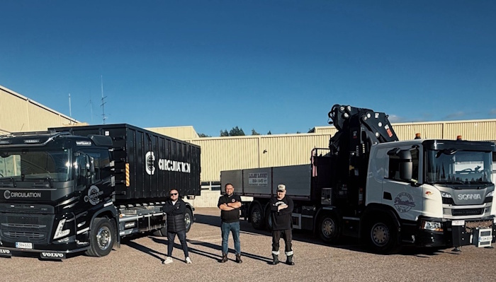 Kuva: Circulation. Piharatamon omistajista Niko Mehtonen (keskellä) aloittaa kaupan jälkeen Circulationin operatiivisena johtajana ja Mikko Jokinen (oik.) logistiikkajohtajana. Vasemmalla Circulationin toimitusjohtaja Marcus Mannerla.